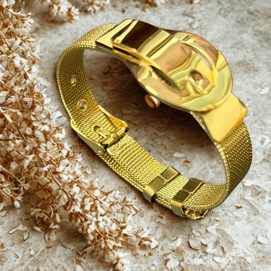 Women’s Premium Gold Buckle Chain Bracelet, Adjustable Stainless Steel Mesh Band with Crystal Accent, Anti-Tarnish Designer Luxury Bracelet for Daily Wear and Fashion Outfits