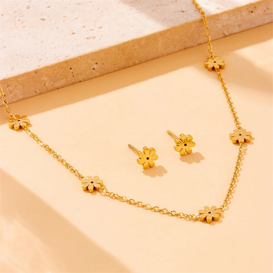 Gold Stainless Steel Chrysanthemum Flower Jewelry Set for Women Necklace Bracelet & Earrings Waterproof Non-Tarnish Floral Design Fashion Gift for Birthday Wedding Party