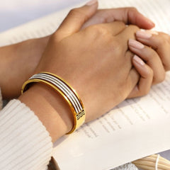 Women’s Gold Diamond Studded Anti-Tarnish Kada Bracelet, Adjustable Broad Bangle with Sparkling Stones, Durable 18K Gold-Plated Brass Fashion Jewelry for Party, Wedding, and Everyday Wear